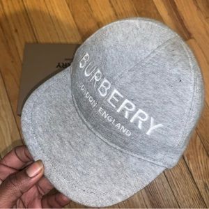 Kid Burberry Hat size(M)